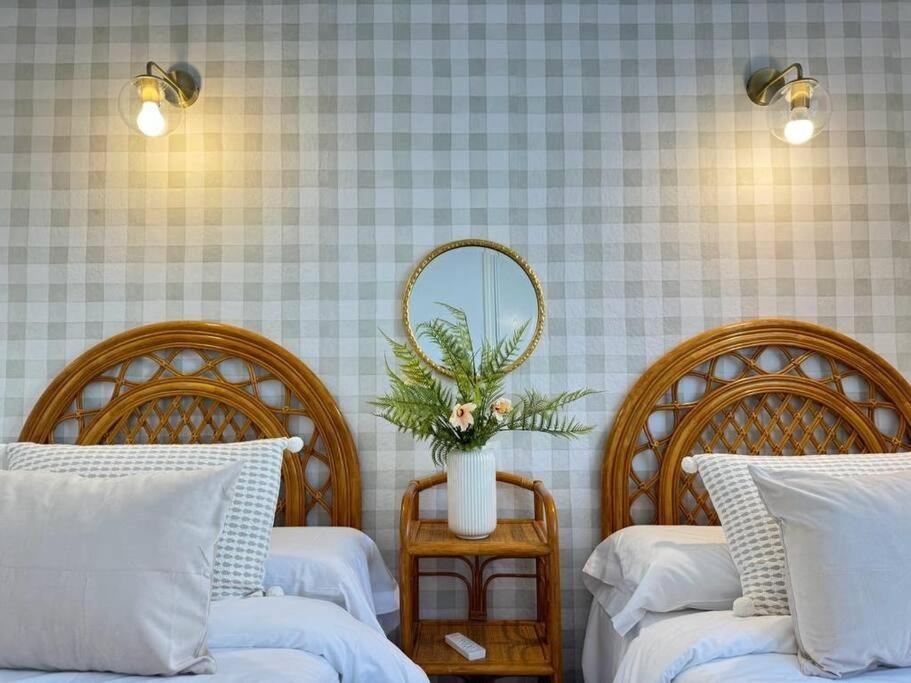 Nuevo Torrox Deluxe Beach & Piscina Kültér fotó